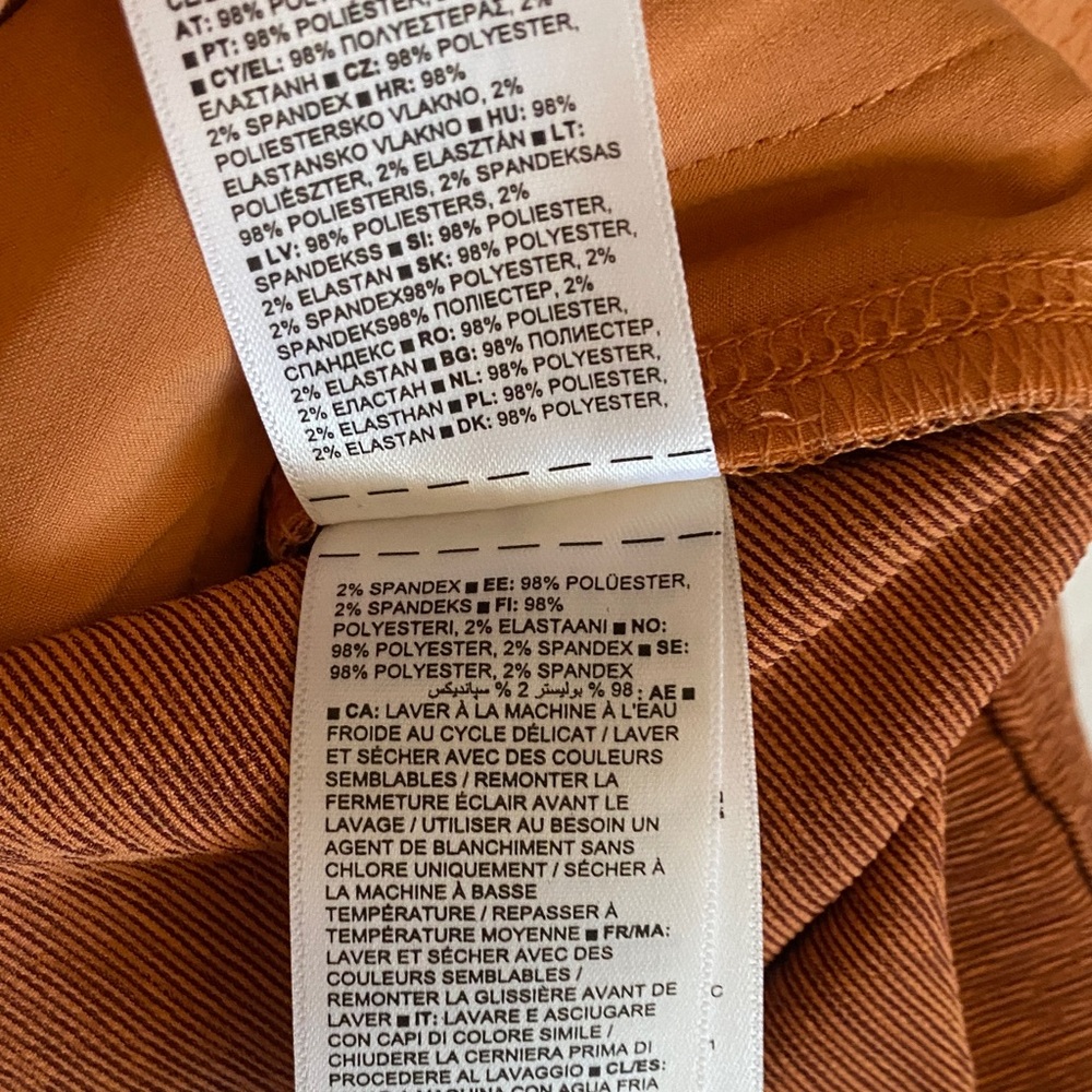 Athleta Women's Athletic Shorts in Rust - Picture 11 of 11